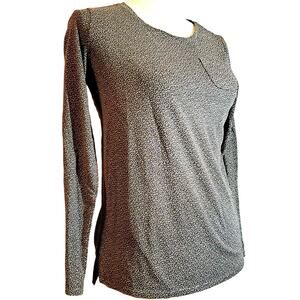 Old Navy Black Jack Pattern Knit Top Size 14 Long Sleeve Split Hem Soft Pocket